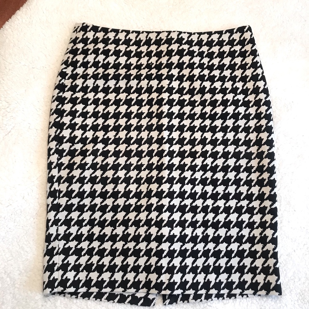 The Limited Women’s Houndstooth Skirt-EUC-Sz6